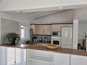 Villa Romantica by Theka Services