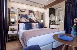 Hotels Maison Colbert Member of Melia Collection Notre-Dame : photos des chambres
