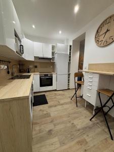 Maisons de vacances Maison avec terrasse, 10 couchages, a 200 m de la plage : photos des chambres