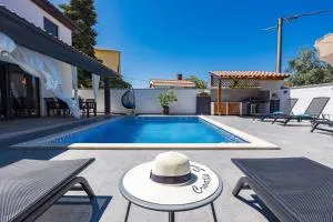 Villa Bavaria - 加利扎纳