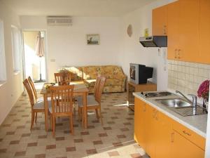 Apartments Luaniva 50m from the see