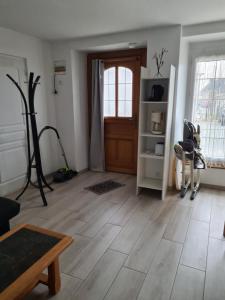 Appartements Appartement T2 spacieux a FREHEL mieux vaut reserver via RBNB : photos des chambres