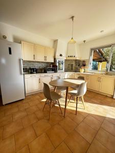 Villas LE SIG - Piscine - Jardin - 6 Chambres : photos des chambres