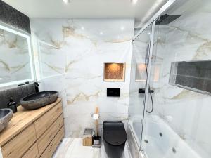 Piso con Vistas al Mar y Plaza de Garaje