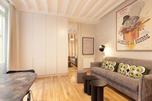 Pick A Flats Apartment in Montmartre - Rue des Martyrs