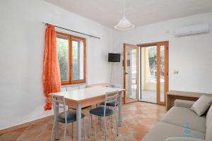 Residence fiorito spiaggia 300m by PortoOttioluAffitti