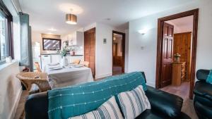 Fabulous 2 Bedroom Holiday Cottage nr Bude