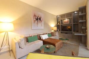 Souffle d 'Orient, easy access to medina & basin