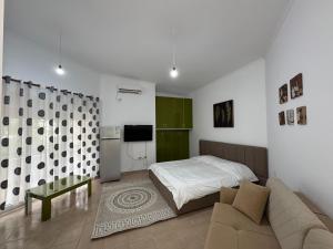 Machiavelli Apartments Lura 1