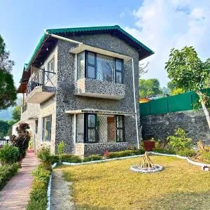 WoodWalk Homestay, Bhimtal - Bhowāli