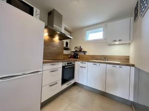 Mais 3 pièces 4 couchages LA BREE LES BAINS LBO000-448