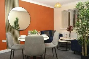 Warrington Suites by Relax Stays - Sankey