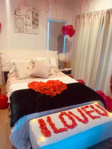 Delightful little house & Chateau Charme Suite