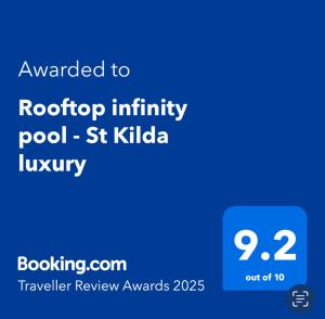 Rooftop infinity pool - St Kilda luxury