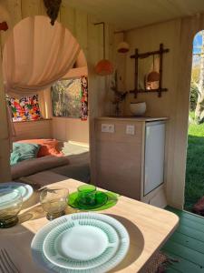 Campings Camping Les Ronds Duval face aux iles anglo-normandes : photos des chambres