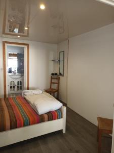 Appartements Appartement avec terrasse a deux pas des thermes : photos des chambres