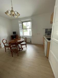 Appartements Noir et Blanc : photos des chambres