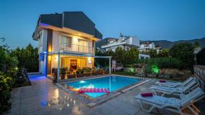 Oludeniz 3 Bedroom Villa - 8904