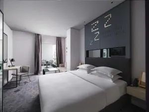 Studio M Muscat - Multaqā Ḩadrīyah