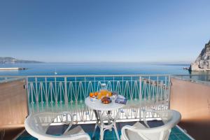 Alimuri Bay Resort