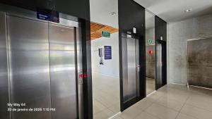 KQ 64 - Beira-Mar com Estilo Apê 2 Quartos Aconchegante em Fortaleza