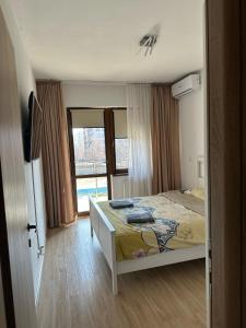 Alex MNL lux Apartment 2 free parking