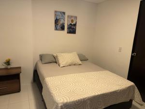 Gran loft cerca al tesoro y al lleras 121