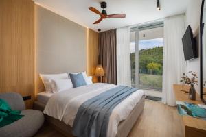 Villa ZaLú with Heated Pool