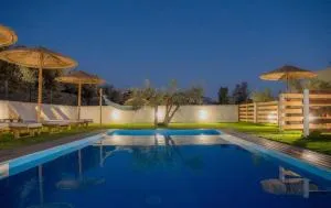 Villa Helyra with Private Pool & Breathtaking Sunset by Villa Mana gers - Mastambás
