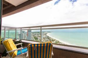 Completo com vista mar