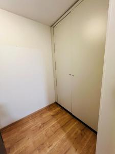 großes Haus im Landhausstil mitten in Wangen
