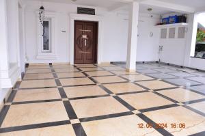 Cloud Nine - Grandeur