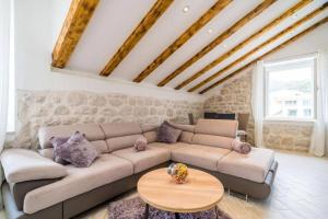 Top Location Three Bedroom Apartment