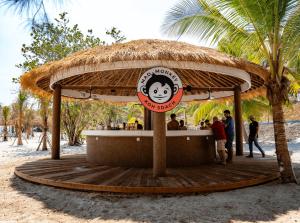 Mad Monkey Koh Sdach