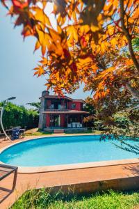 Sapancada ısıtmalı havuzlu villa