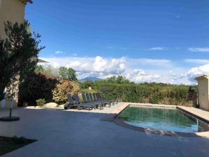 Villas Villa 5 etoiles avec Magnifique Vue au Domaine des Cigales : photos des chambres