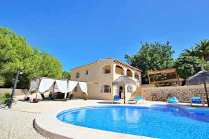 Galicia - private pool villa in Benissa