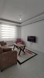 İlkay Suit - 内夫谢希尔