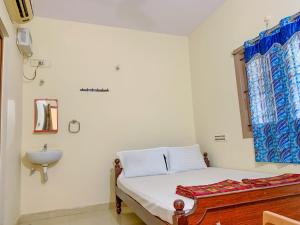 Ahobilam VPS NIVAS Guest House