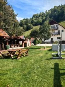 Voinescu House - Natural Living & Eating - Dîmbovicioara