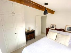 Appartements PERCHOIR AP4443 By Riviera Holiday Homes : photos des chambres