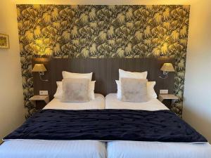 Hotels Cit'Hotel Hotel de France et d'Europe : Chambre Lits Jumeaux avec Baignoire