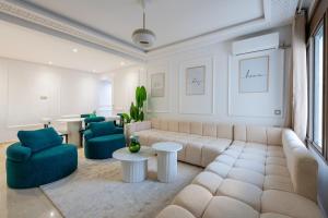 TT Holidays-Hassan Tower