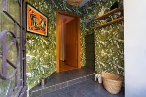 PORT LYMPIA AP4429 By Riviera Holiday Homes