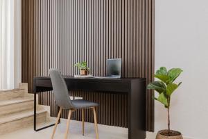 FL 1 TheLODGE - Charming Retreat by Homely