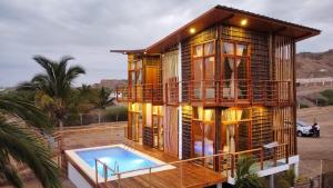 Beach house ballena Tower