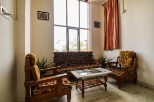 Hotel O Kanchan Residency