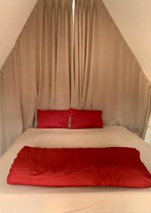 Kayla Homestay - Bungalow Rose Đôi