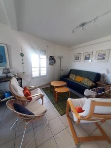 Appartements agreable appartement situe en front de mer : photos des chambres