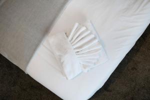 NEW! 3BR in Haughton Road